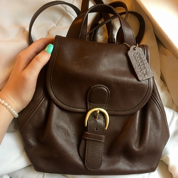 Coach Handbags - Vintage Coach Pocketbook